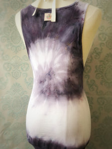 Extra long Tie Dye T-Shirt SIZE: L